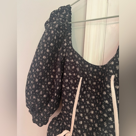 Black Floral Long Sleeve Dress - Picture 13 of 13